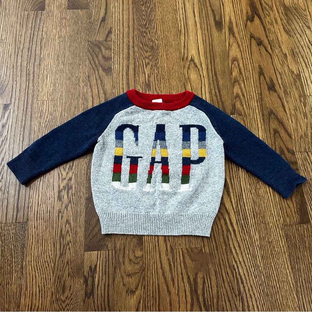 Gap Colorblock logo sweater, size 12-18M
